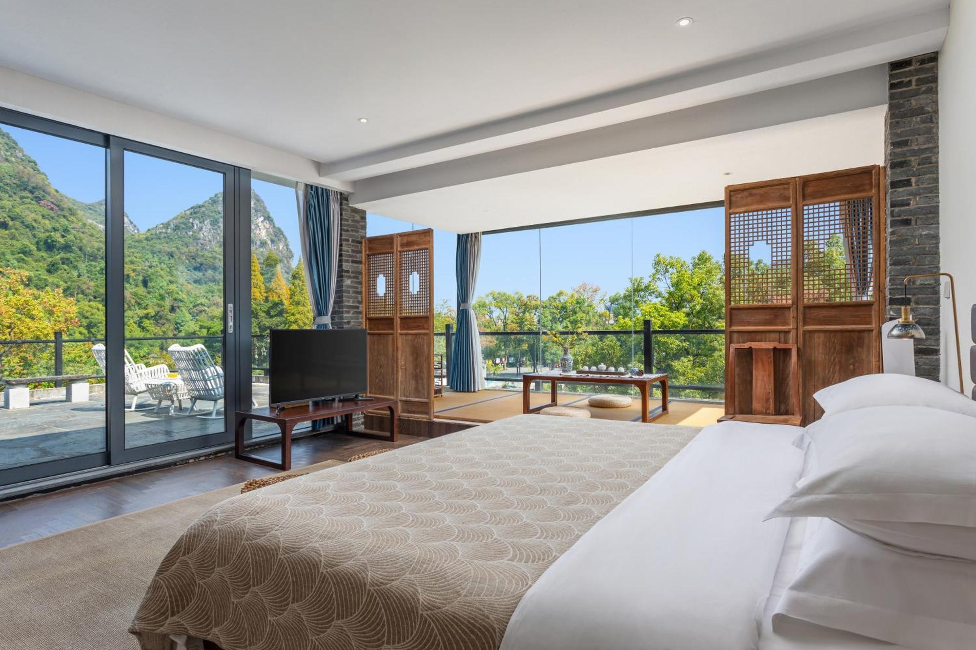 Guilin Heshe Lakeside Resort-Free Pick Up Service Stay Two Nights المظهر الخارجي الصورة