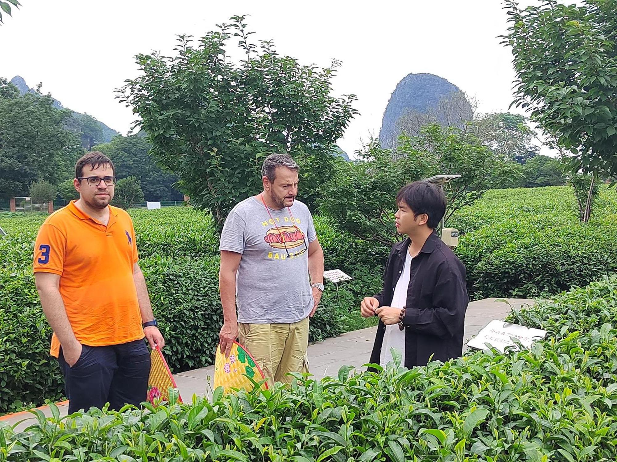 Guilin Heshe Lakeside Resort-Free Pick Up Service Stay Two Nights المظهر الخارجي الصورة